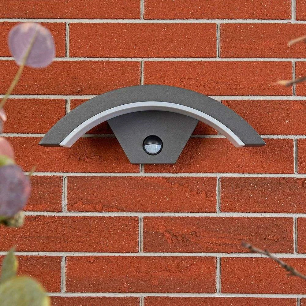 Jule Buiten Wandlamp W/Sensor Graphite/White - Lucande - Koop Online - Afbeelding 3