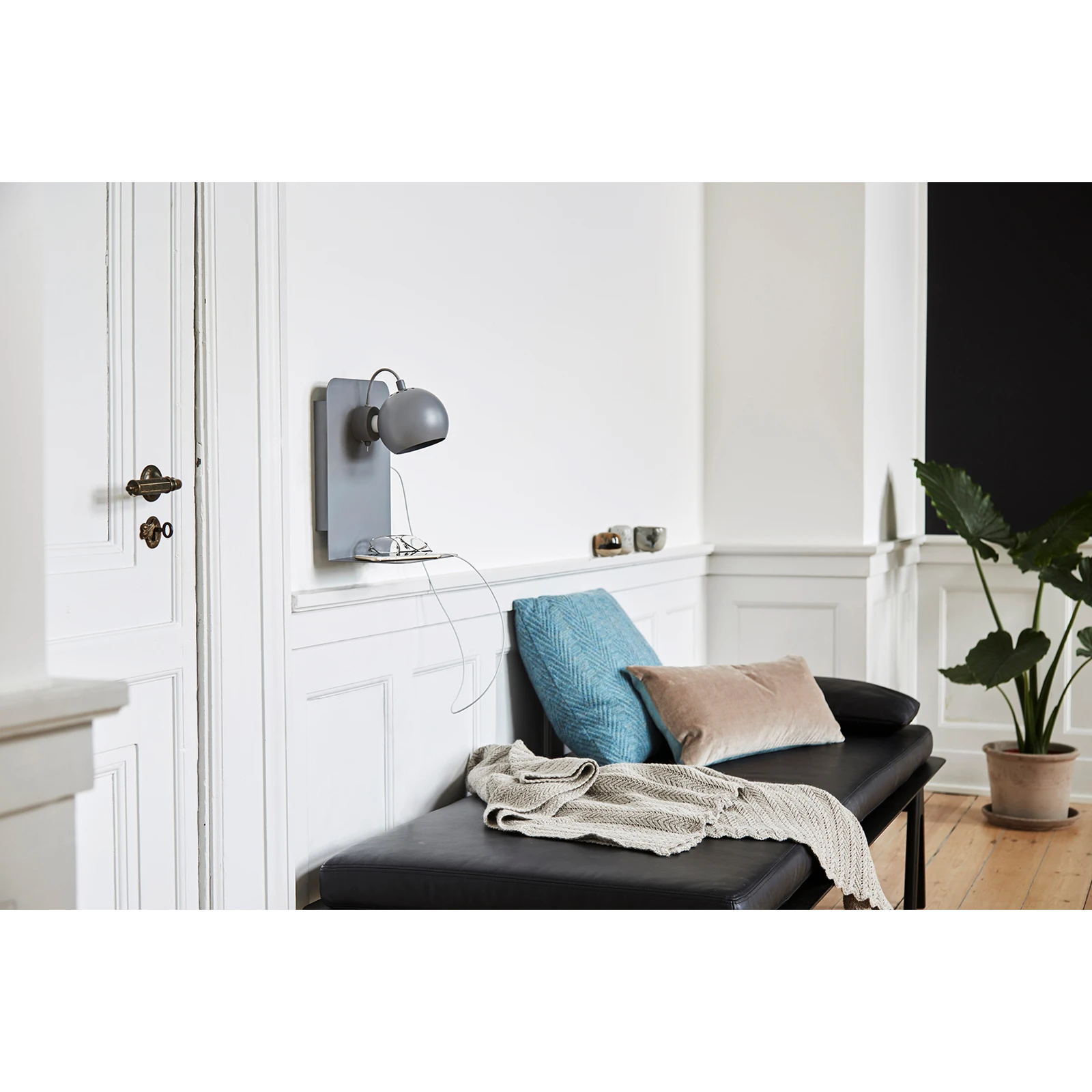 Ball Wandlamp Met Usb Licht Gray - Frandsen - Koop Online - Afbeelding 3