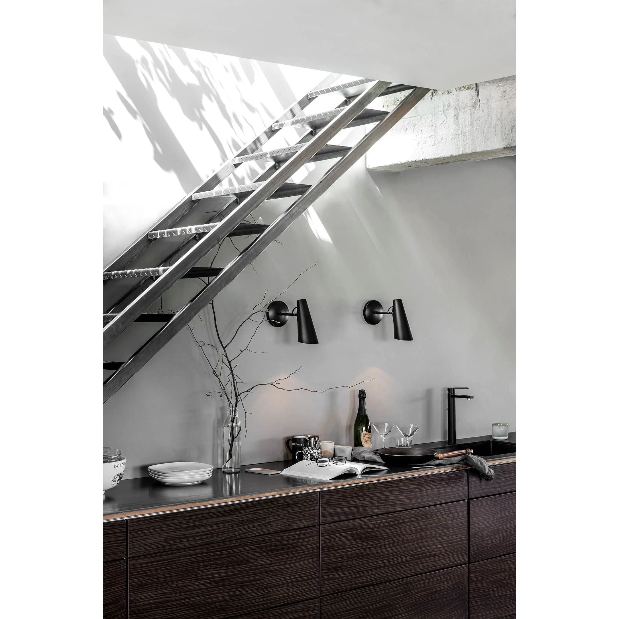 Birdy Wandlamp Kort Zwart - Northern - Koop Online - Afbeelding 3